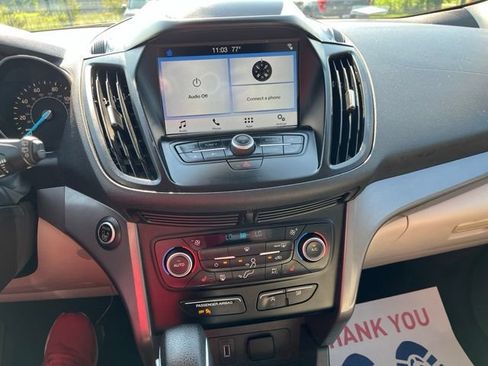 Used 2019 Ford Escape SE FWD image 13
