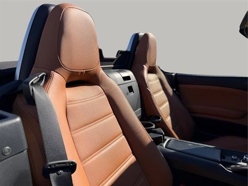 Used 2017 FIAT 124 Spider Lusso image 32