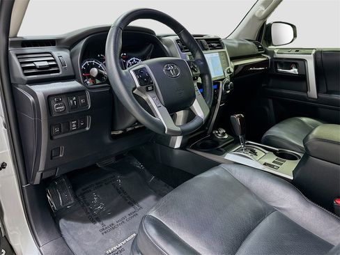 Used 2024 Toyota 4Runner Limited image 9