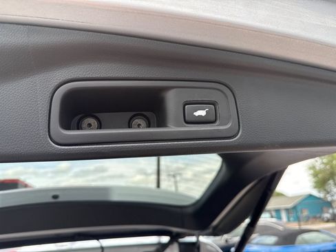 Used 2021 Honda Pilot Elite image 14