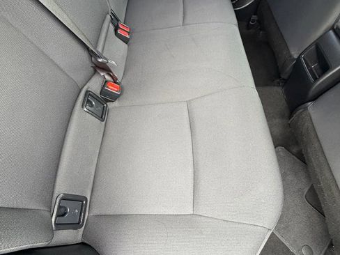 Used 2021 Toyota Corolla LE FWD image 16