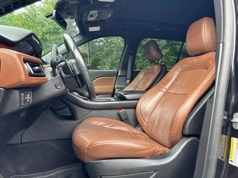 Used 2022 Lincoln Aviator Reserve w/ Equipment Group 201A RWD image 20