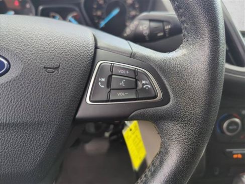 Used 2018 Ford Escape SEL FWD image 15