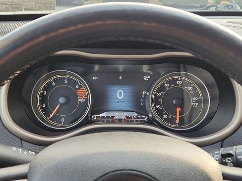 Certified 2017 Jeep Cherokee Limited image 22