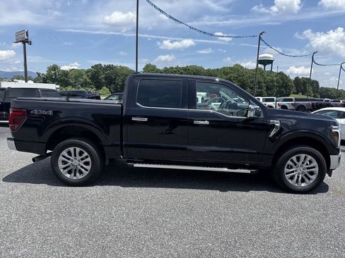 Used 2025 Ford F150 Lariat w/ Equipment Group 501A Mid AWD/4WD image 8