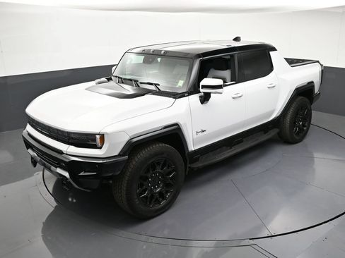 Certified 2025 GMC Hummer EV 2X AWD/4WD image 15