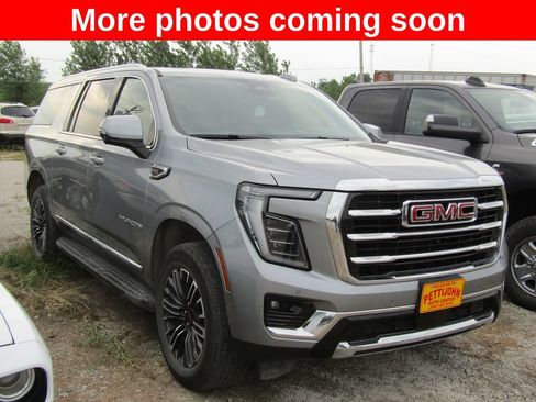 Used 2025 GMC Yukon XL Elevation AWD/4WD image 7