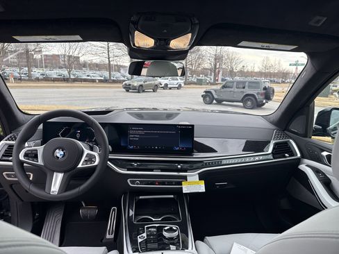 New 2026 BMW X7 xDrive40i image 12