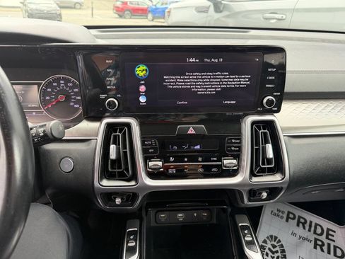 Used 2023 Kia Sorento EX AWD/4WD image 18