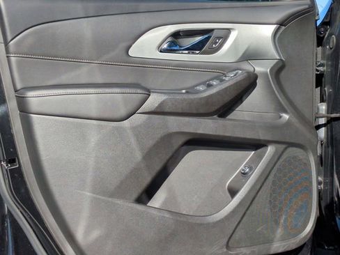 Certified 2022 Chevrolet Traverse LT image 22