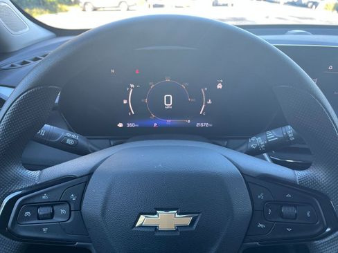 Used 2025 Chevrolet TrailBlazer LT image 25