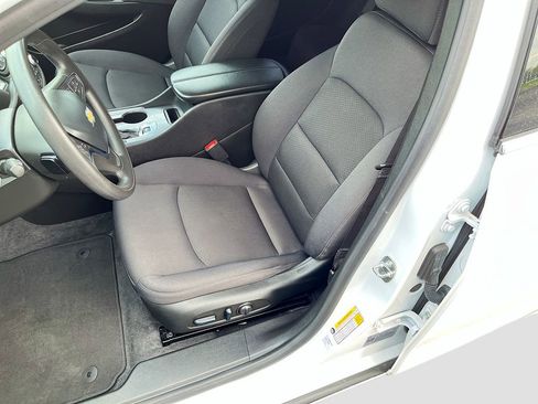 Used 2024 Chevrolet Malibu LT FWD image 20