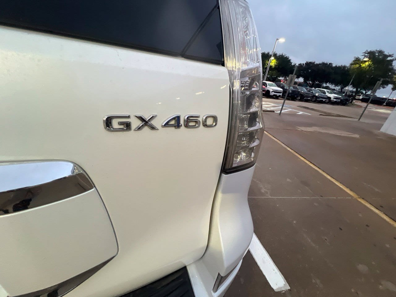 Used 2018 Lexus GX 460 Premium AWD/4WD image 7