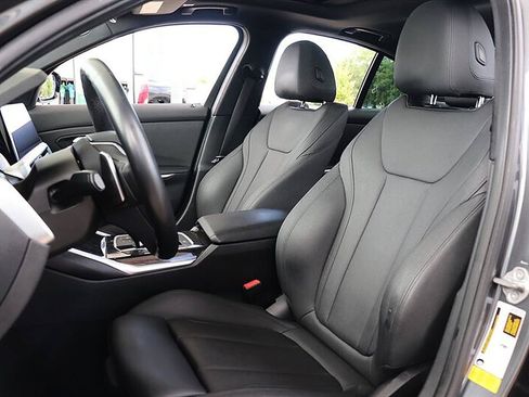 Used 2020 BMW 330i Sedan w/ Driving Assistance Package RWD image 11