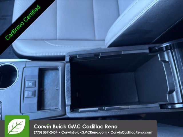 Used 2016 Toyota Camry SE FWD image 26