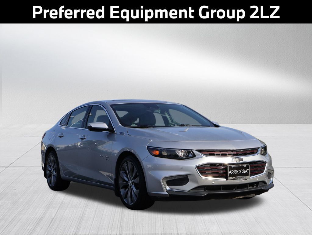 Used 2016 Chevrolet Malibu Premier w/ Driver Confidence Package II FWD image 4