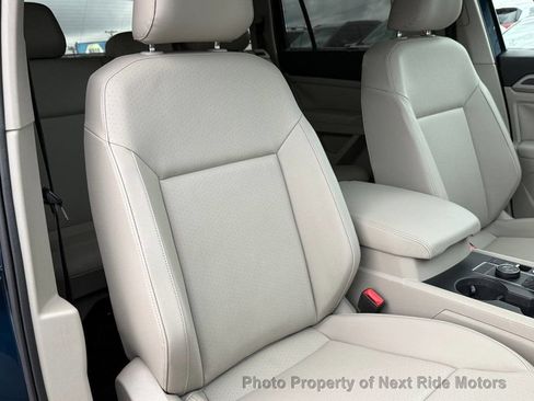 Used 2019 Volkswagen Atlas SE w/ Towing Package image 10