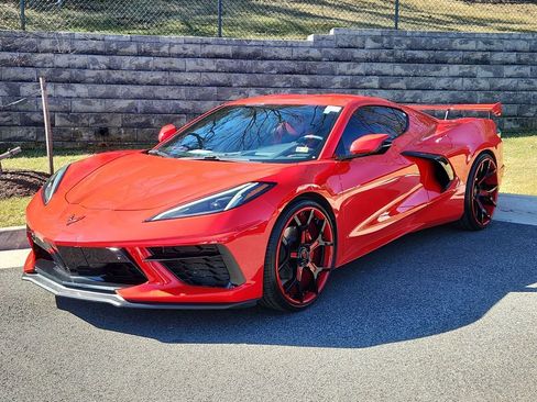 Used 2021 Chevrolet Corvette Stingray Preferred Cpe w/ Chrome Exterior Badge Package image 1