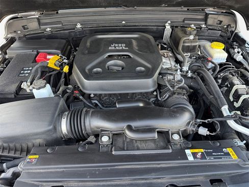 Used 2021 Jeep Wrangler Unlimited Sport image 22