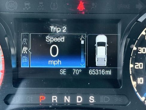 Used 2019 Ford Ranger XLT w/ Equipment Group 301A Mid image 16