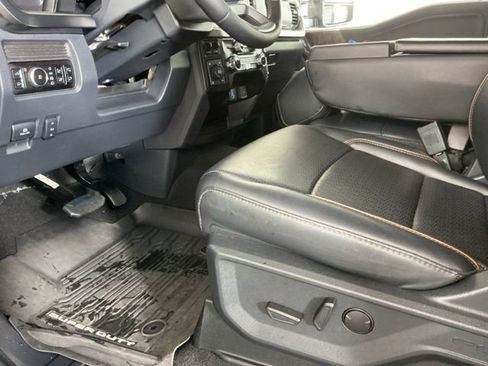 Certified 2025 Ford F350 Lariat w/ Black Appearance Package image 18