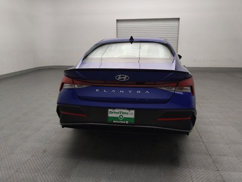 Used 2025 Hyundai Elantra Sport FWD image 7