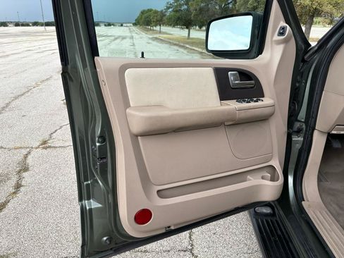 Used 2003 Ford Expedition XLT RWD image 31