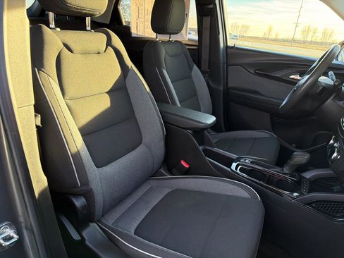 Used 2022 Chevrolet TrailBlazer LT image 17