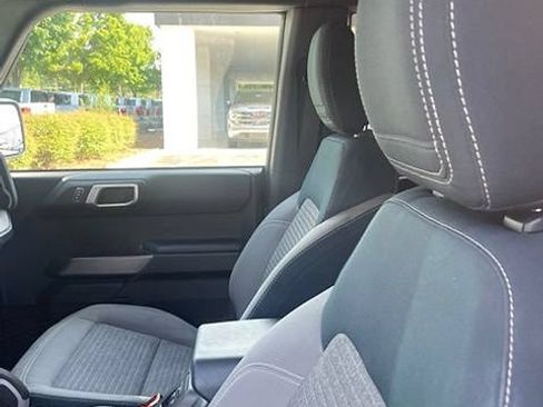 Used 2021 Ford Bronco Outer Banks AWD/4WD image 5