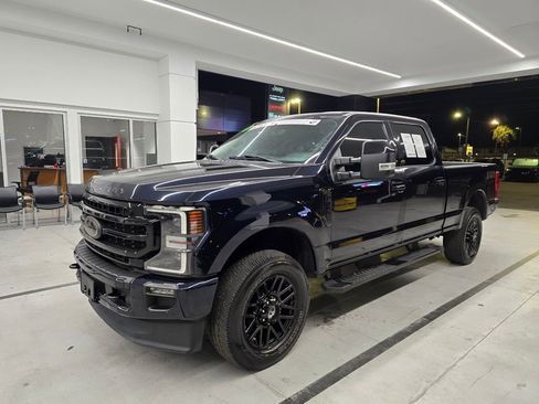 Used 2021 Ford F250 Lariat image 2