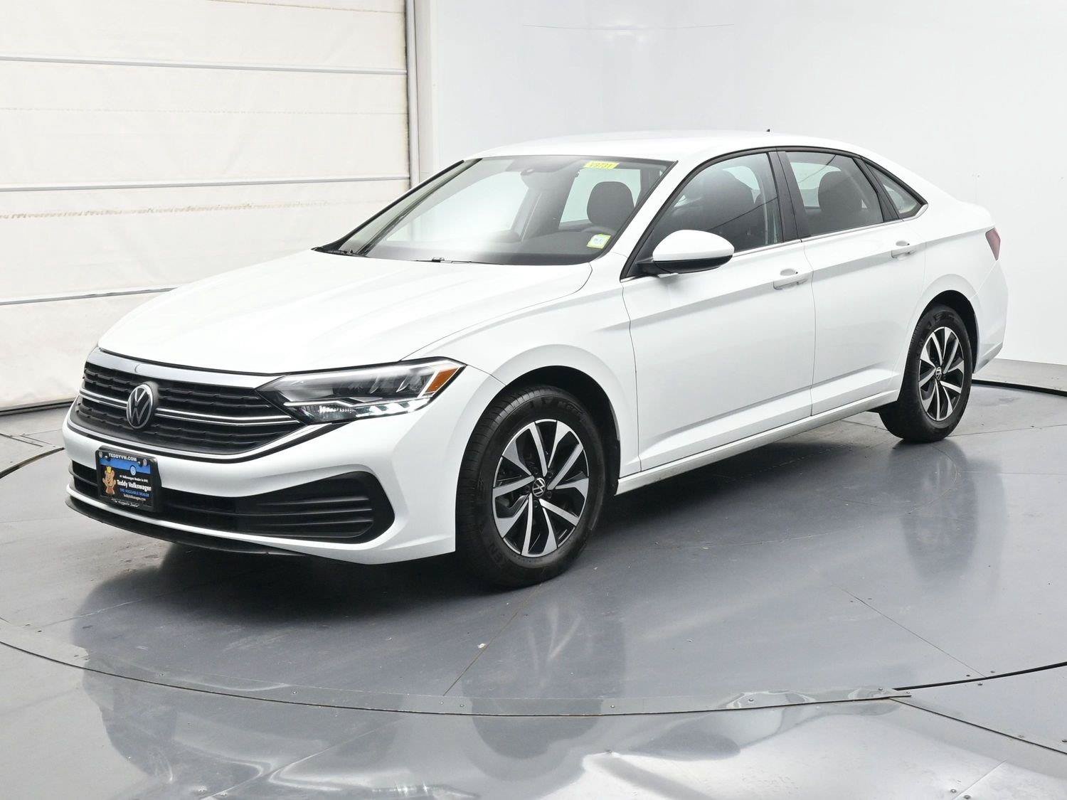 Used 2023 Volkswagen Jetta S FWD image 1