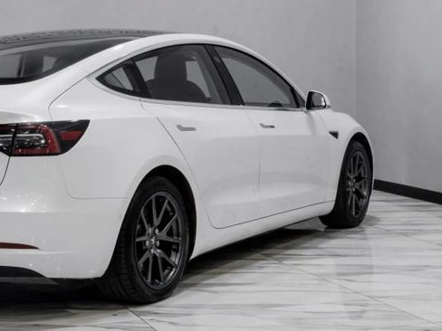 Used 2020 Tesla Model 3 Long Range AWD/4WD image 14