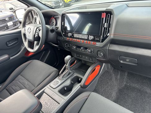 New 2026 Nissan Frontier PRO-4X w/ Pro-4x Convenience Package image 22
