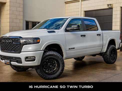 Used 2026 RAM 1500 Big Horn AWD/4WD image 5