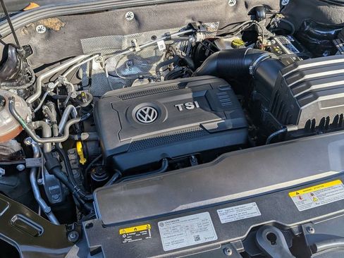 Used 2022 Volkswagen Atlas SE image 32