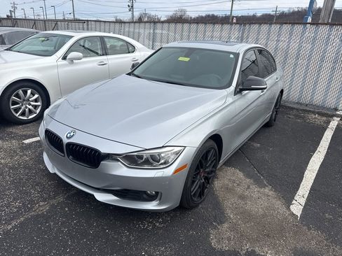 Used 2013 BMW 335i xDrive Sedan image 2