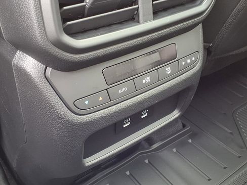 New 2026 Honda Pilot Touring image 20