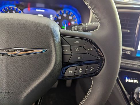 New 2026 Chrysler Pacifica Select w/ S Appearance Package image 21