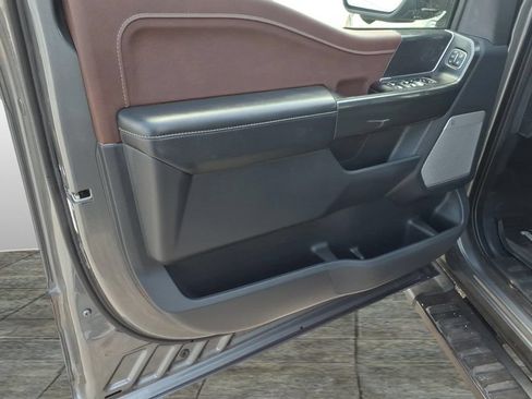 Used 2023 Ford F150 Lariat AWD/4WD image 12