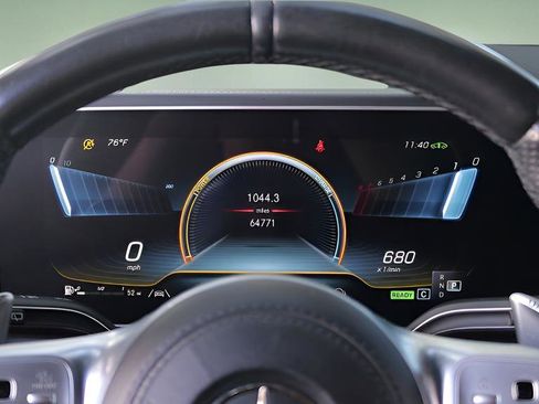 Used 2021 Mercedes-Benz GLS 63 AMG 4MATIC w/ Warmth & Comfort Package image 24