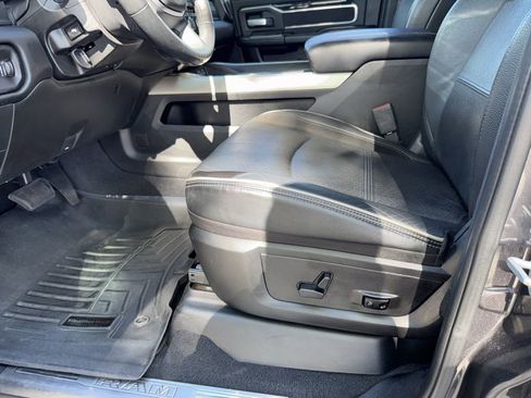 Used 2019 RAM 2500 Laramie w/ Night Edition AWD/4WD image 19
