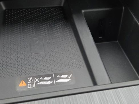 New 2026 GMC Acadia Elevation w/ Black Edition image 8