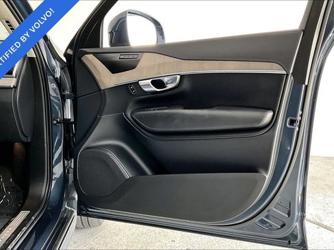 Used 2024 Volvo XC90 B6 Ultimate AWD/4WD image 22