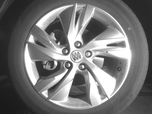 Used 2025 Buick Encore GX Preferred AWD/4WD image 12