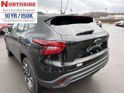 New 2026 Chevrolet Trax RS w/ Sunroof Package image 8