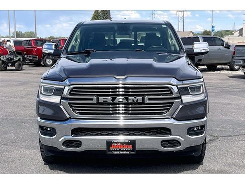 Used 2019 RAM 1500 Laramie AWD/4WD image 3