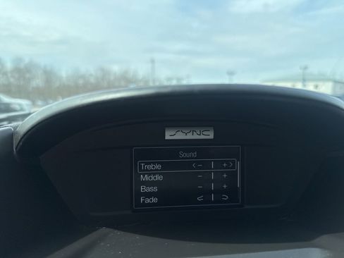 Used 2017 Ford Escape SE image 28