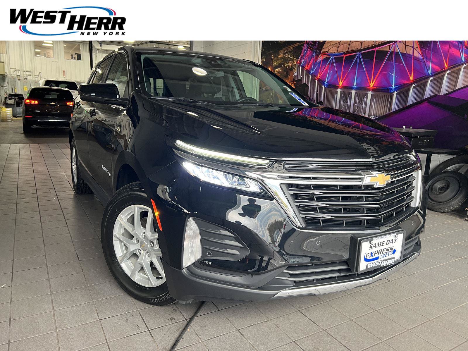 Used 2024 Chevrolet Equinox LT AWD/4WD image 1