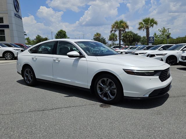 Used 2023 Honda Accord EX-L image 2
