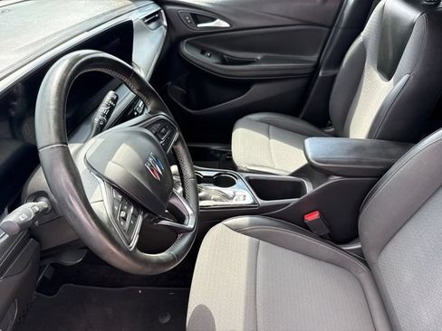 Used 2024 Buick Encore GX Preferred FWD image 17
